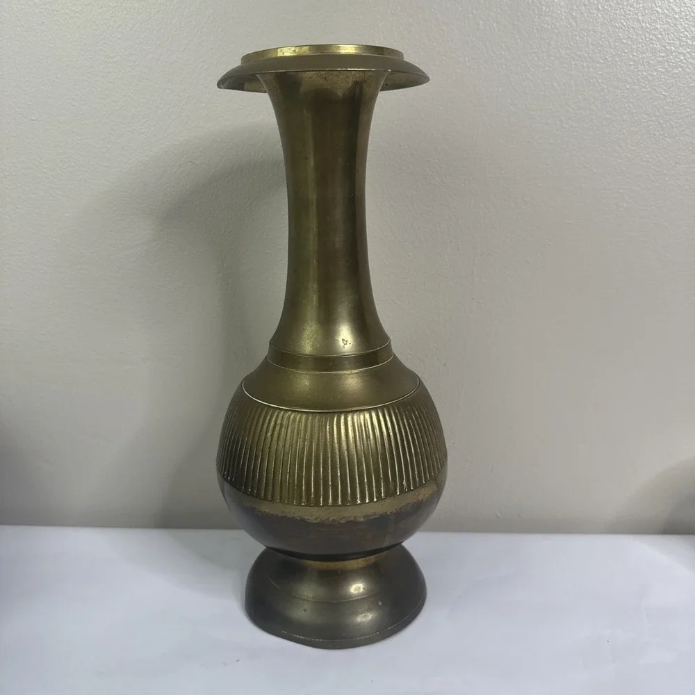 Vintage Brass Vase Made In India 8 Inches Tall Brass Decor Brass Vintage Antique